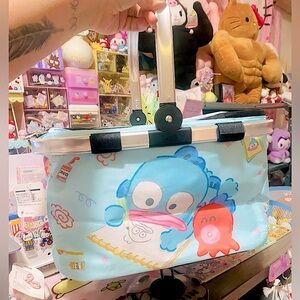 Hangyodon picnic basket